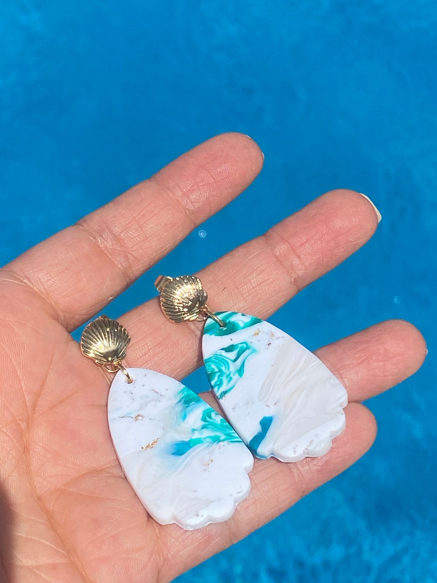 Aretes mármol aqua